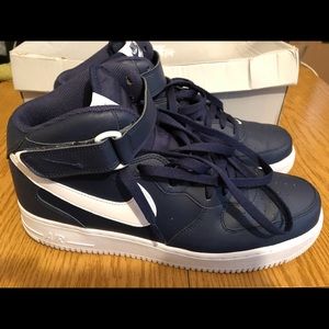 Air Force 1 Mid